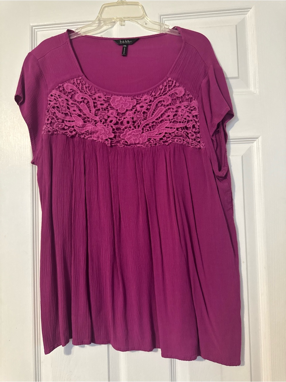 Nicole Miller Raspberry Floral Crochet Yoke Tunic - Picture 1 of 2